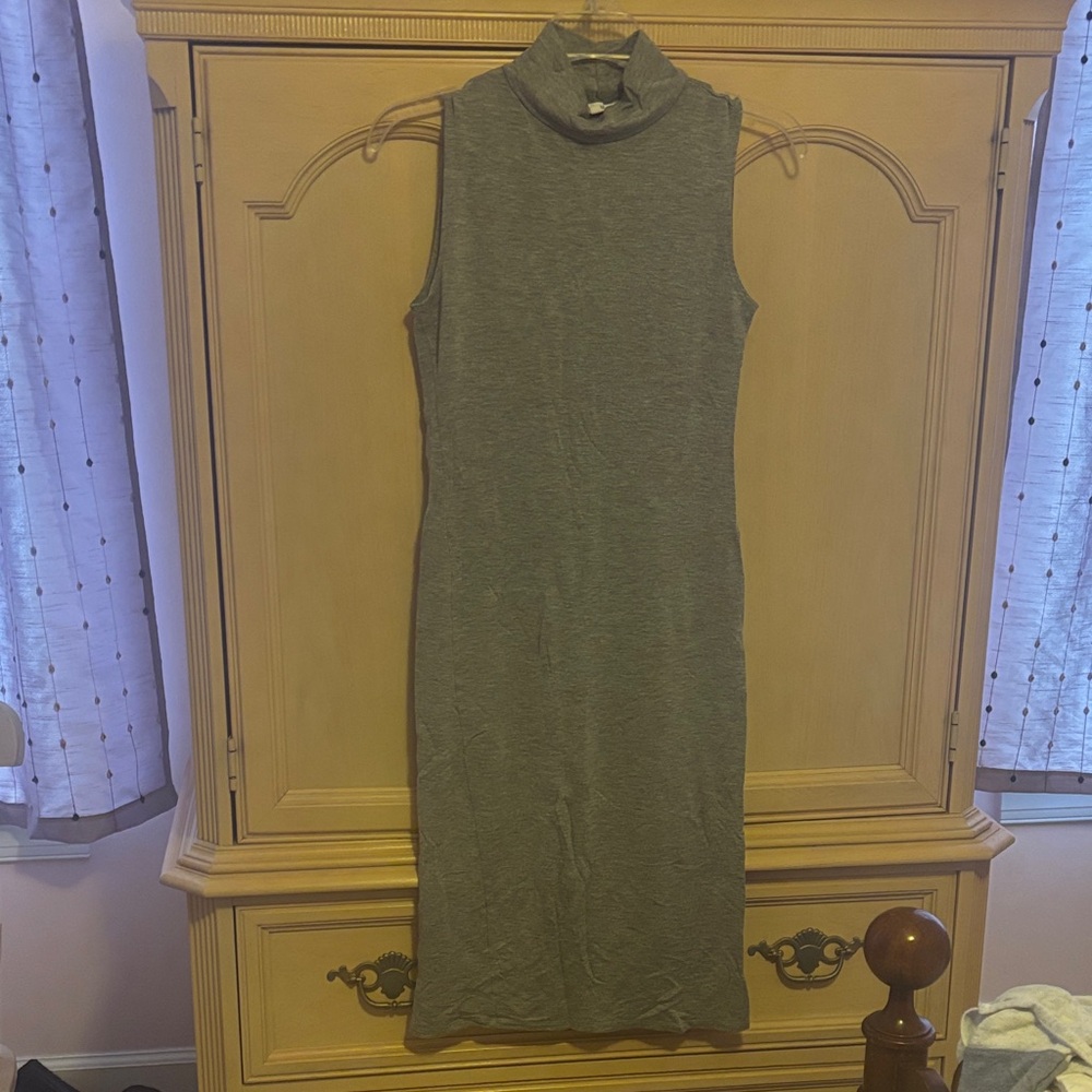 T.J.Maxx Sleeveless Gray Midi Dress